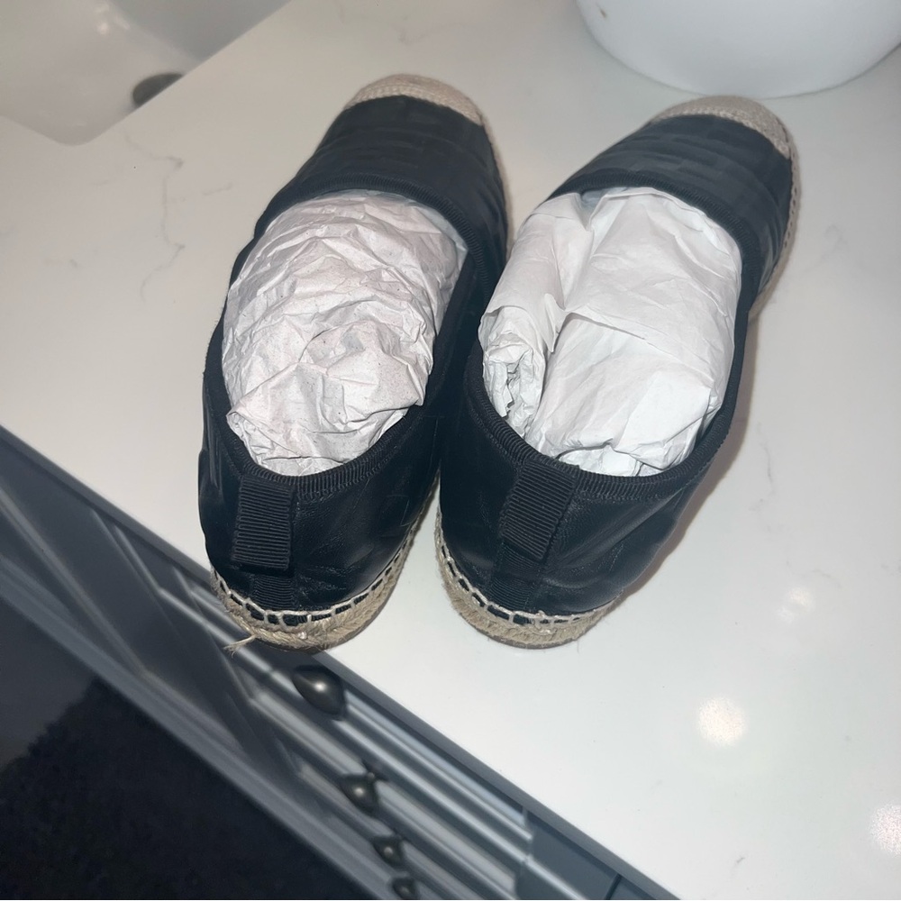 Fendi Black Leather Espadrilles with Cream Jute Toe Cap - Picture 3 of 4